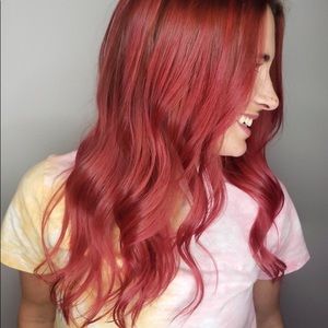 Welcome to my closet! 🌻